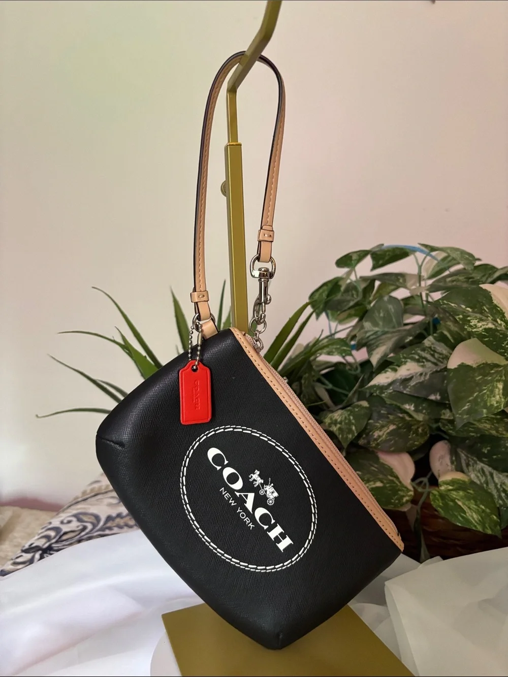Coach Black Horse and Carriage Leather Wristlet F51788